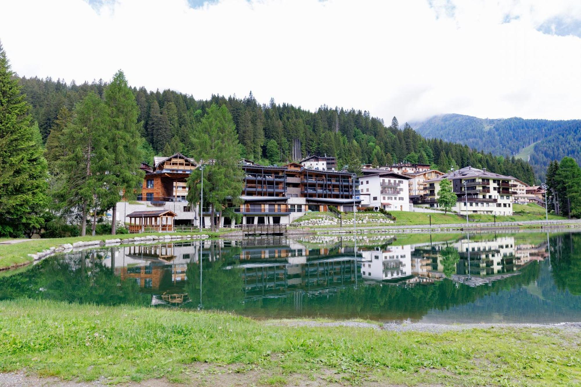 Апартаменты Campiglio Wood Мадонна-ди-Кампильо Экстерьер фото